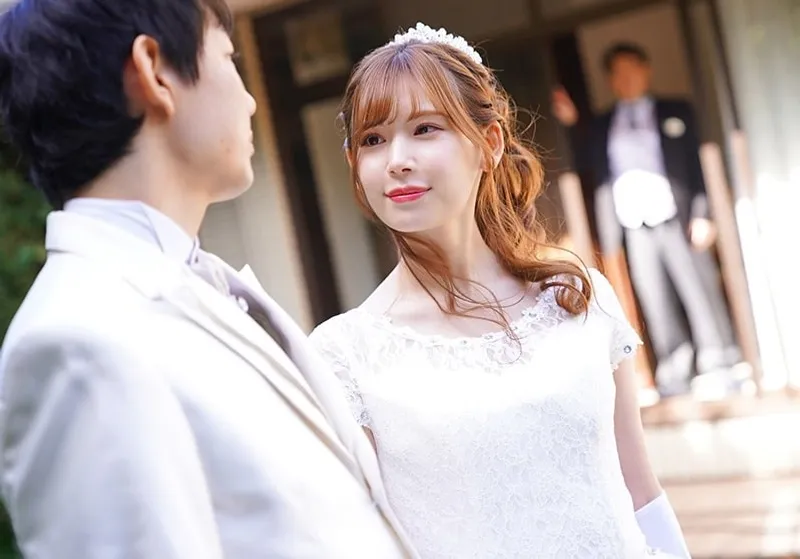 Bố người chồng chịch người tình của con trai ngay sau lễ cưới của con trai